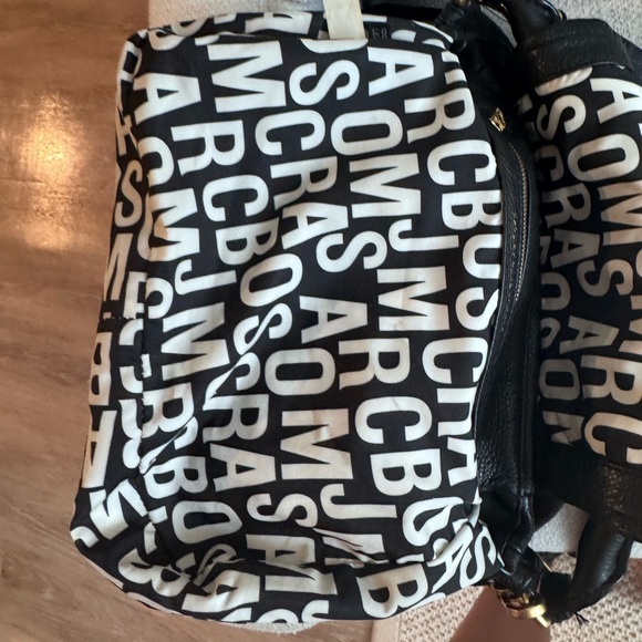 Marc Jacobs Black Leather Shoulder Bag- Classic Q Lil Utika - Picture 6 of 7